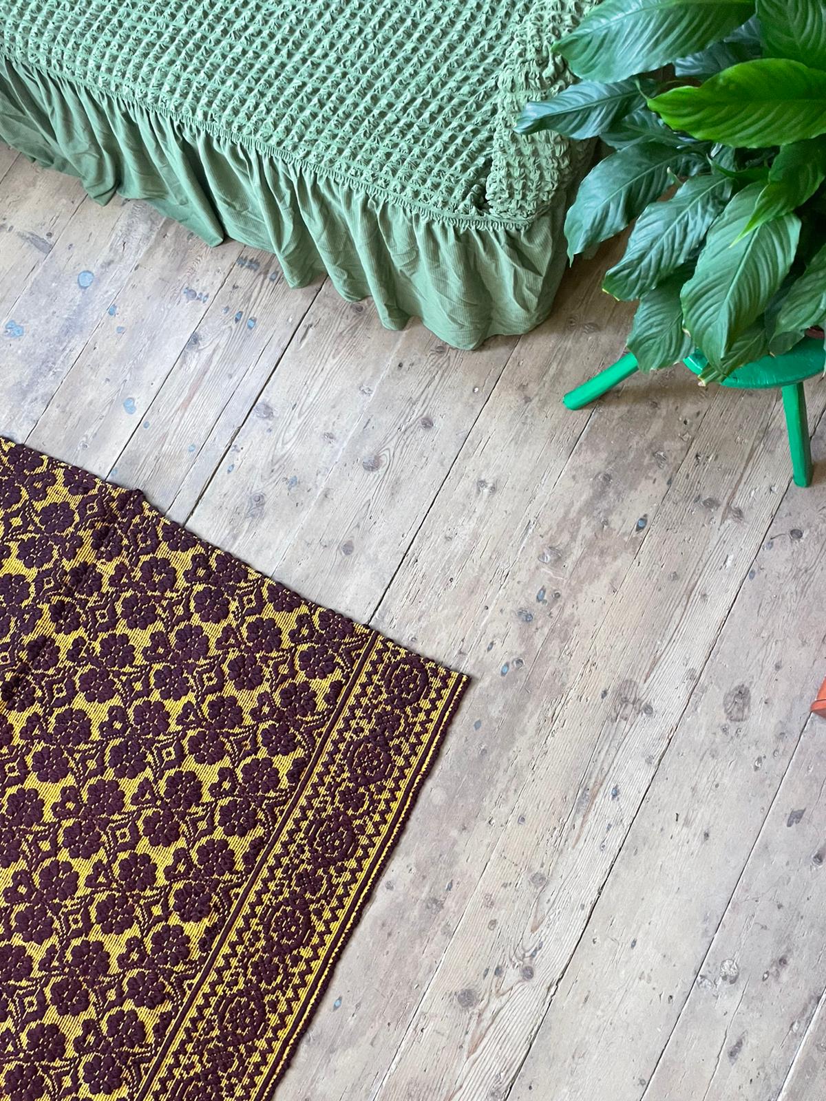 Tapis brun tissé à la main Teppich Roumanie 204x146cm