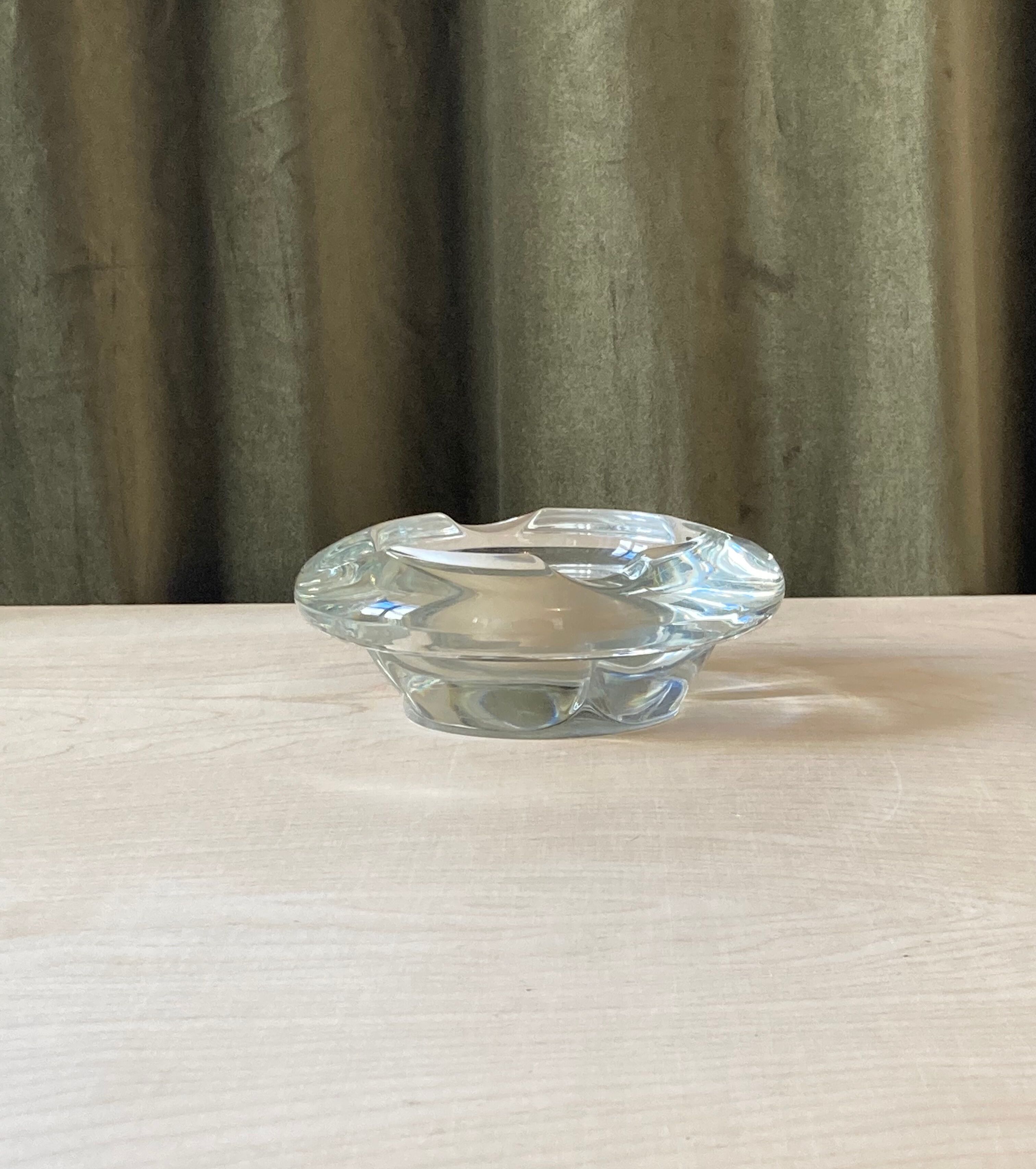 Art deco style thick glass ashtray