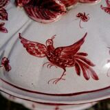 Centerpiece tureen with top