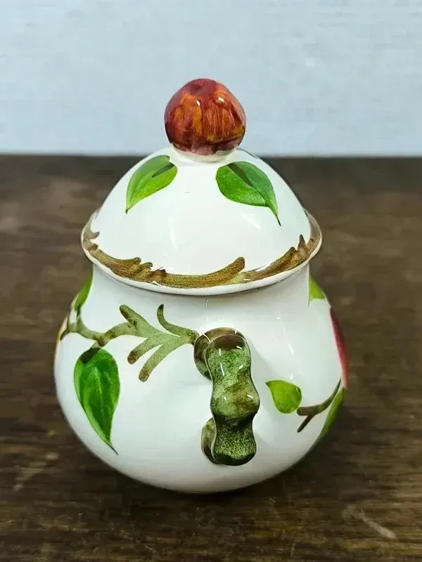Vintage sugar bowl Villeroy & Boch "Ma Pomme" - Hand-painted - (V9)