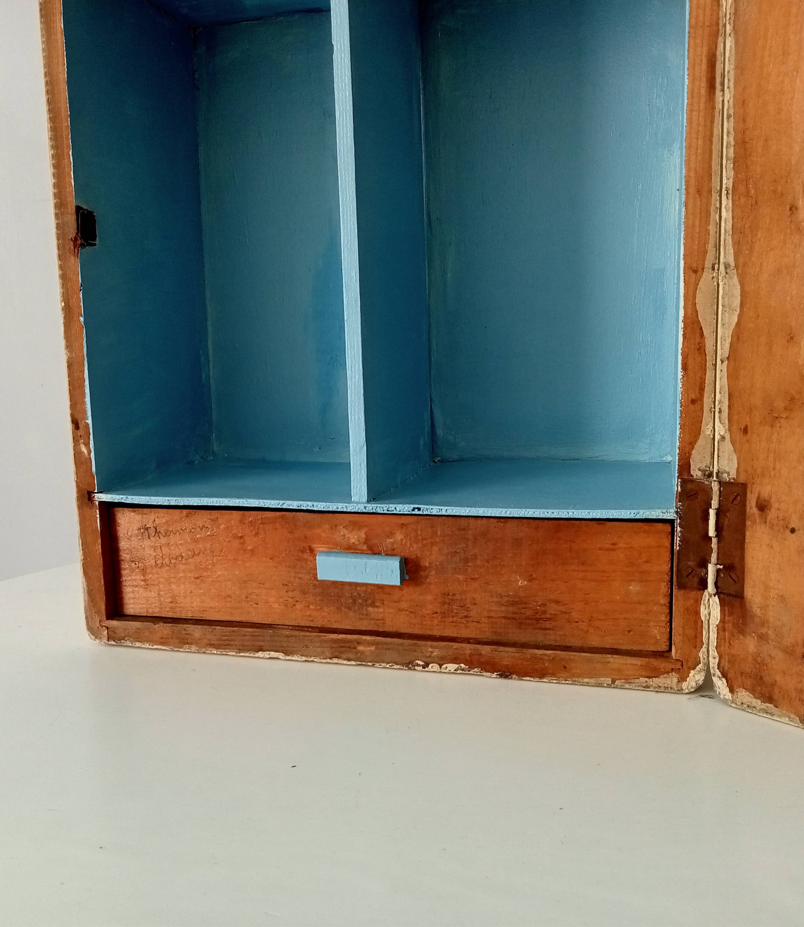 Glass medicine cabinet 50s