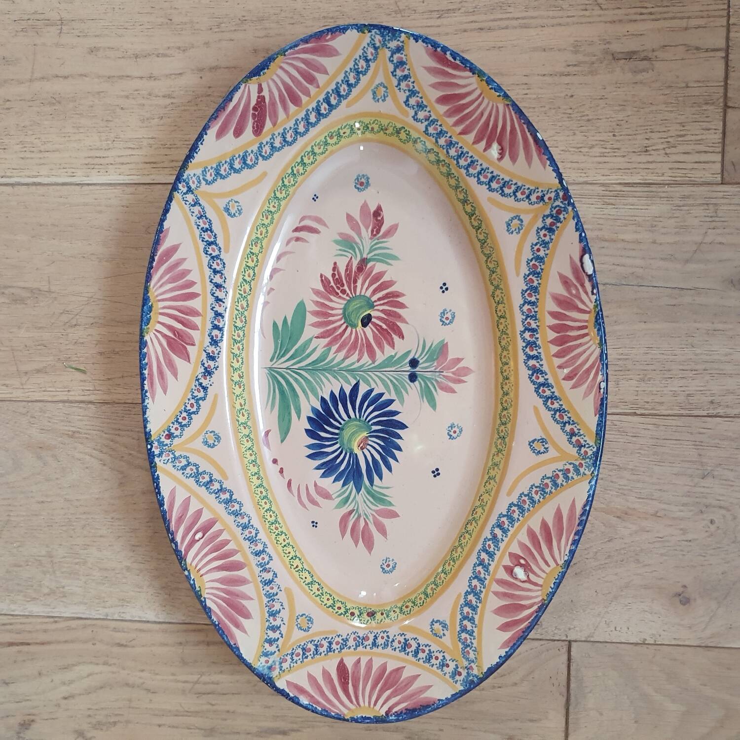 Large oval dish Henriot Quimper