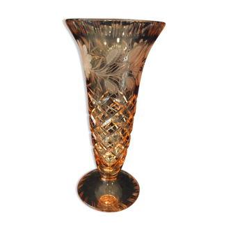 Salmon-coloured cone vase 1930 1940