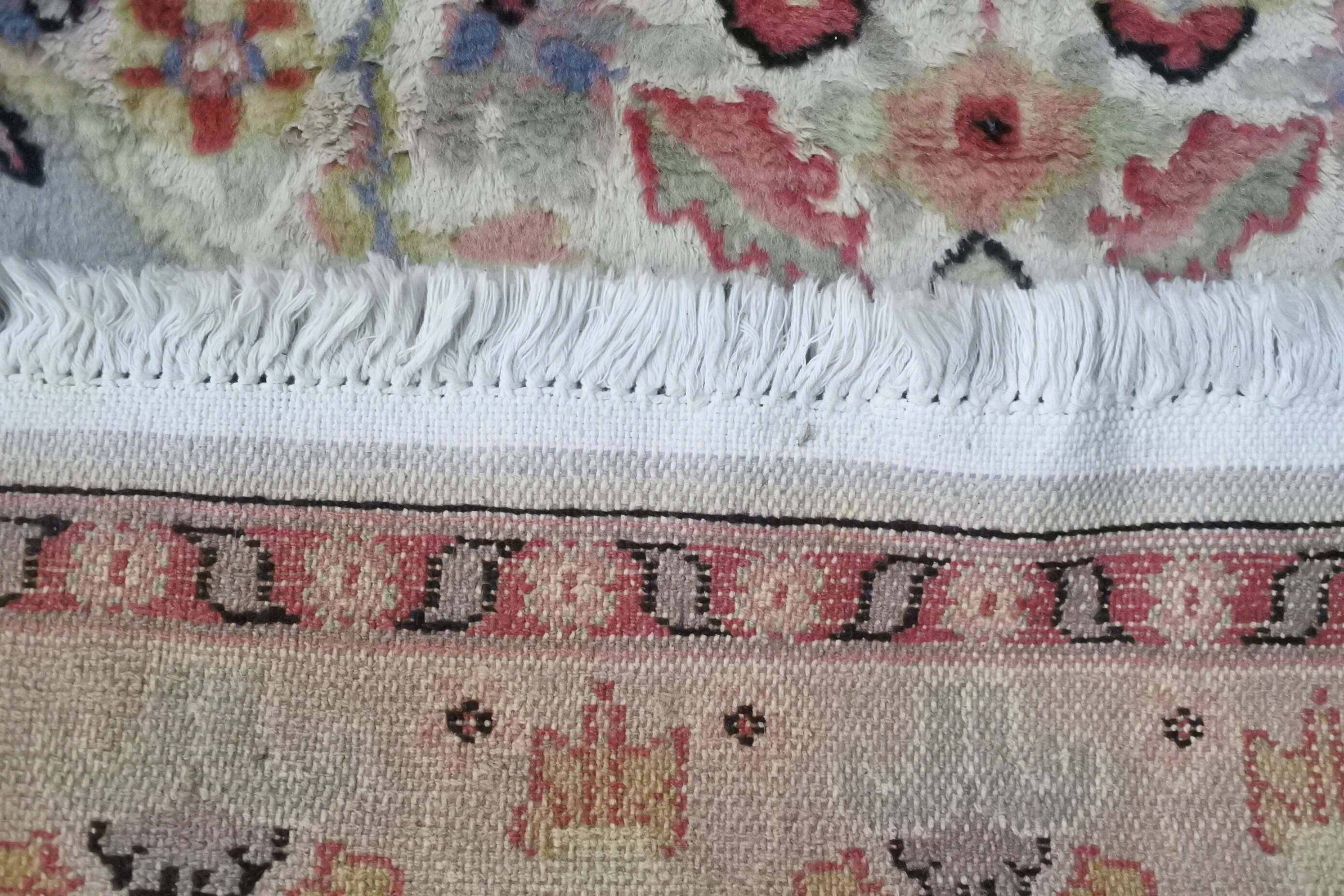 Hand-knotted vintage carpet in Pakistani lamb's wool 152x92cm.