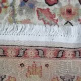 Hand-knotted vintage carpet in Pakistani lamb's wool 152x92cm.