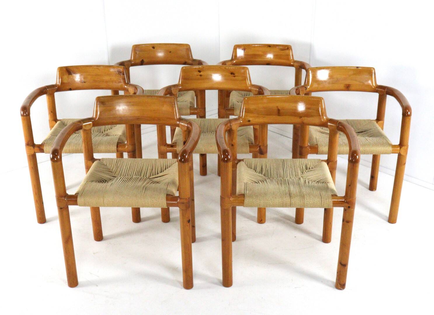 Set of 7 dining room chairs