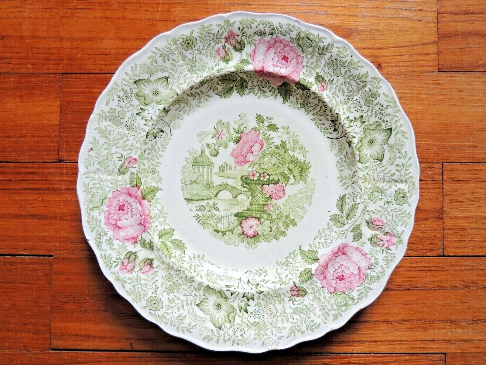 Faience plate of Creil Montereau XIXth green and pink decoration
