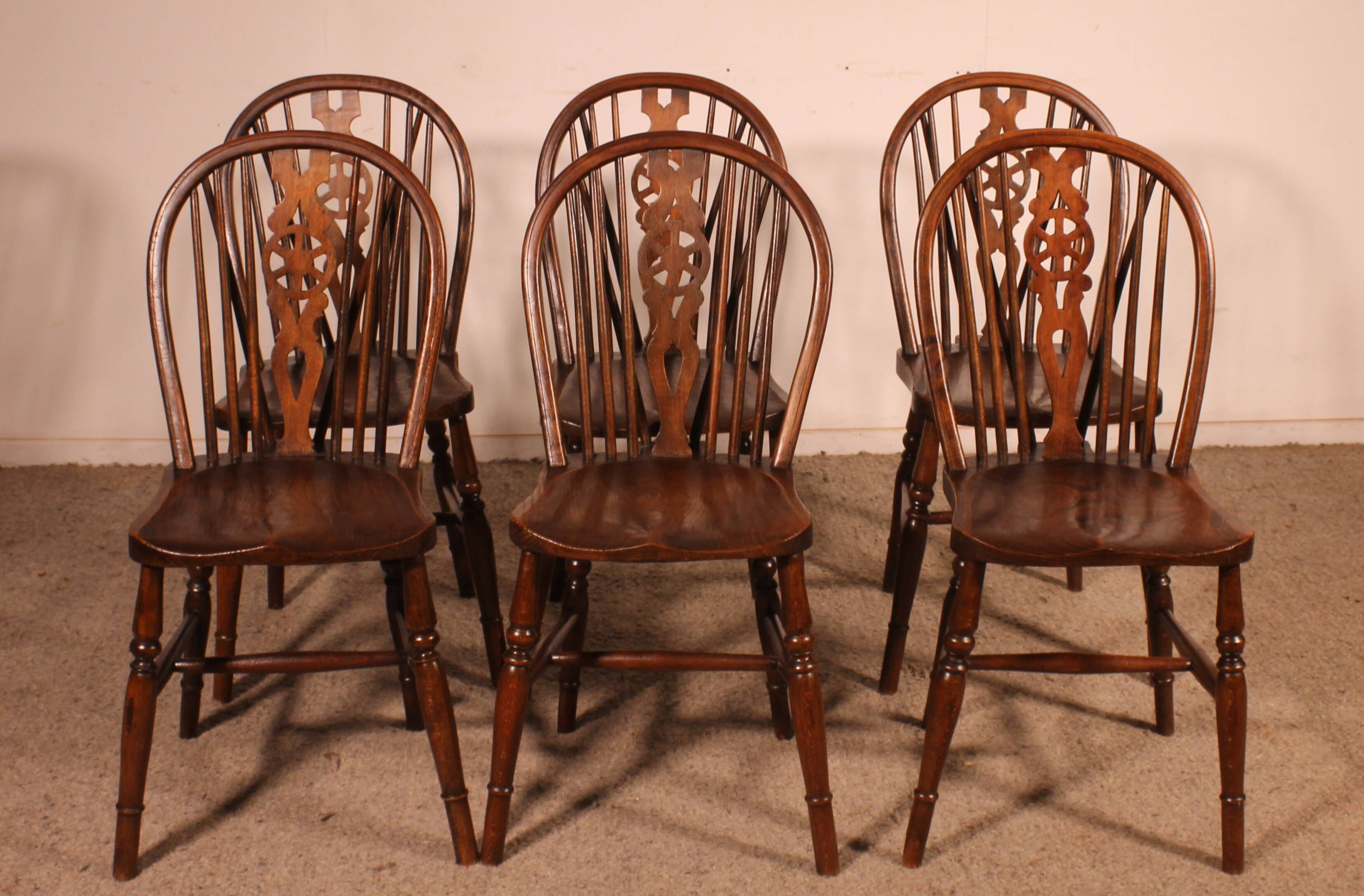 Set Of 6 Windsor Wheelback Chairs