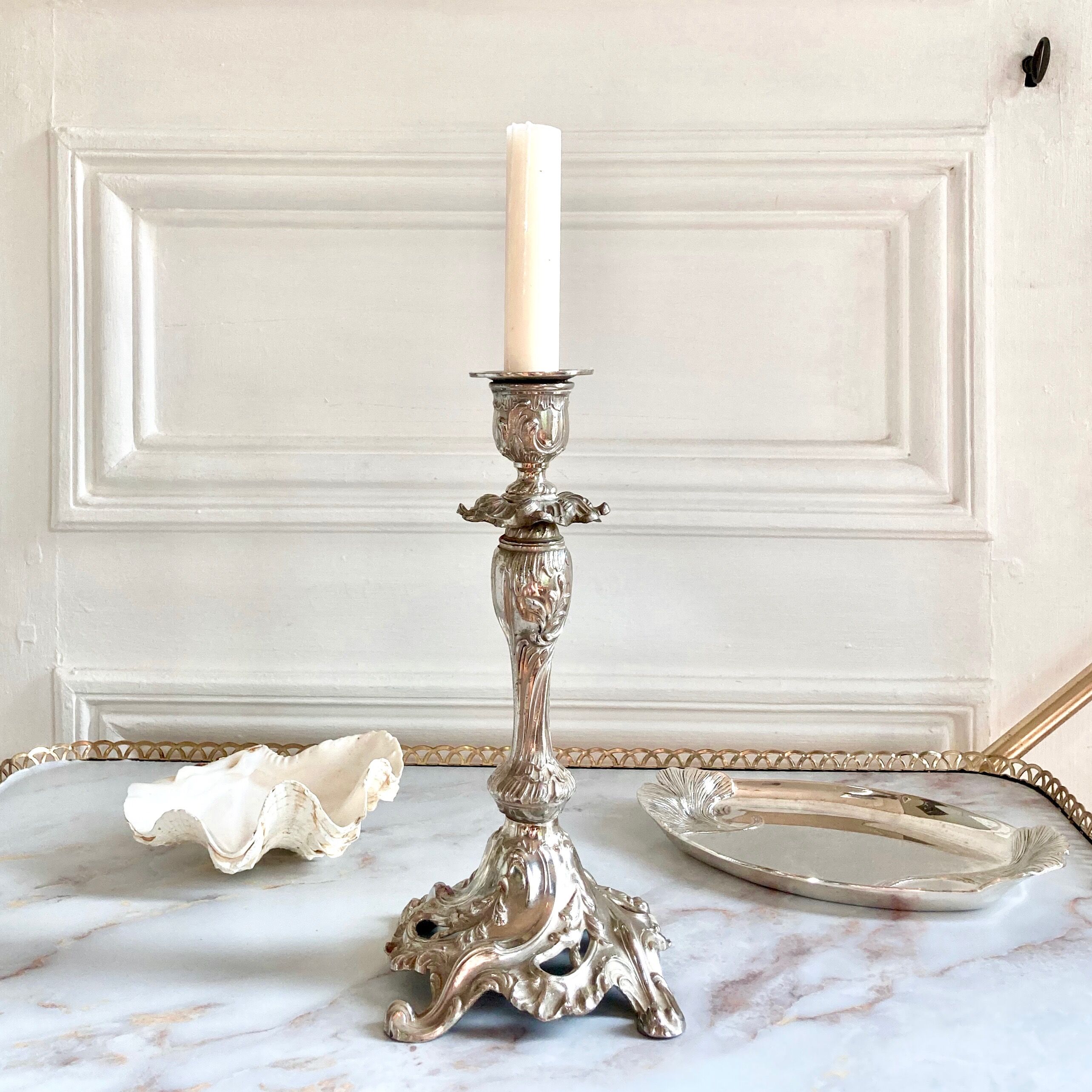 Candlestick candlestick rocker