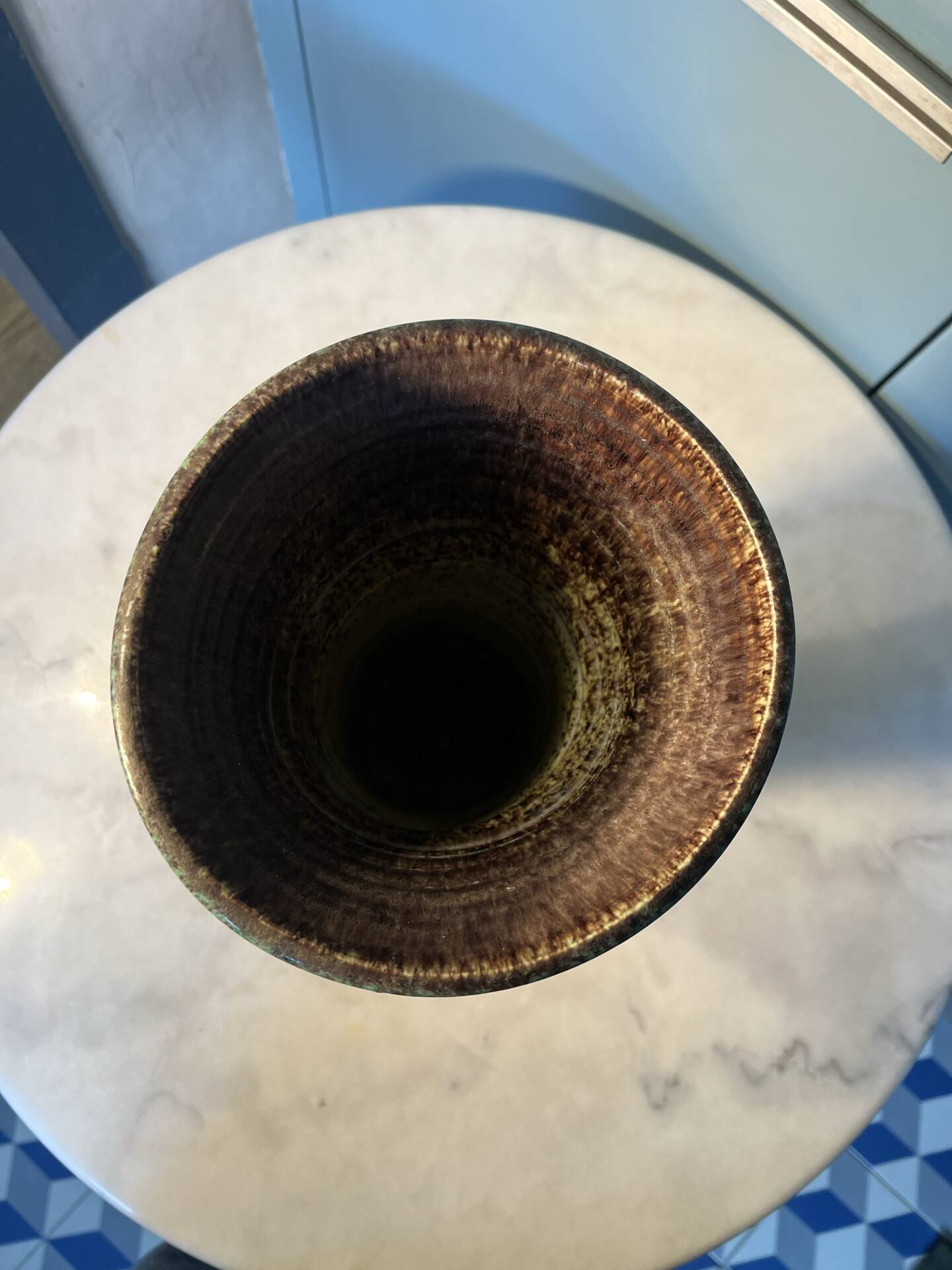 Accolay vase diabolo