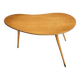 Table en bois en forme de rein des années 1960