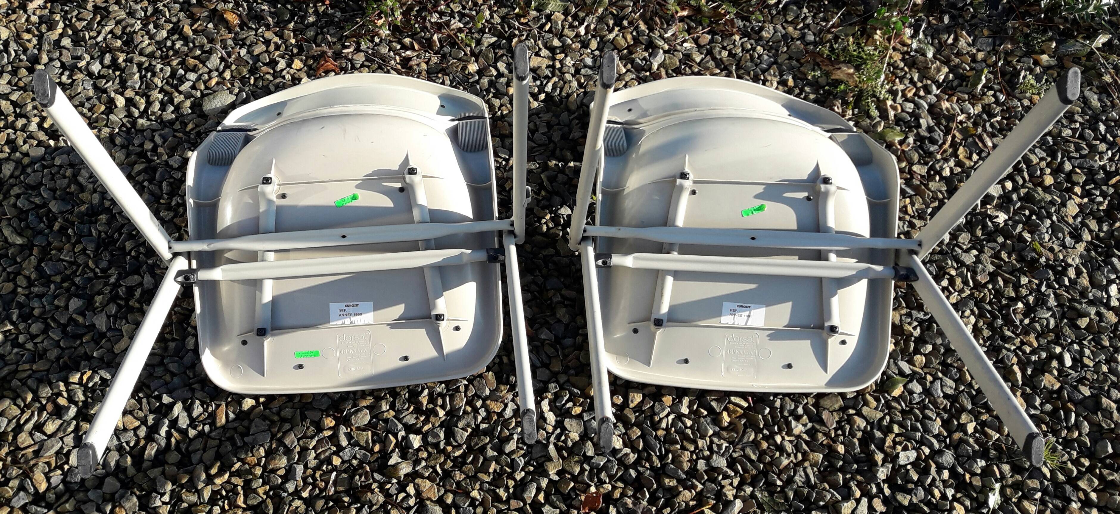 Duo of Dorsal chairs by E Ambasz and G Piretti in 1990