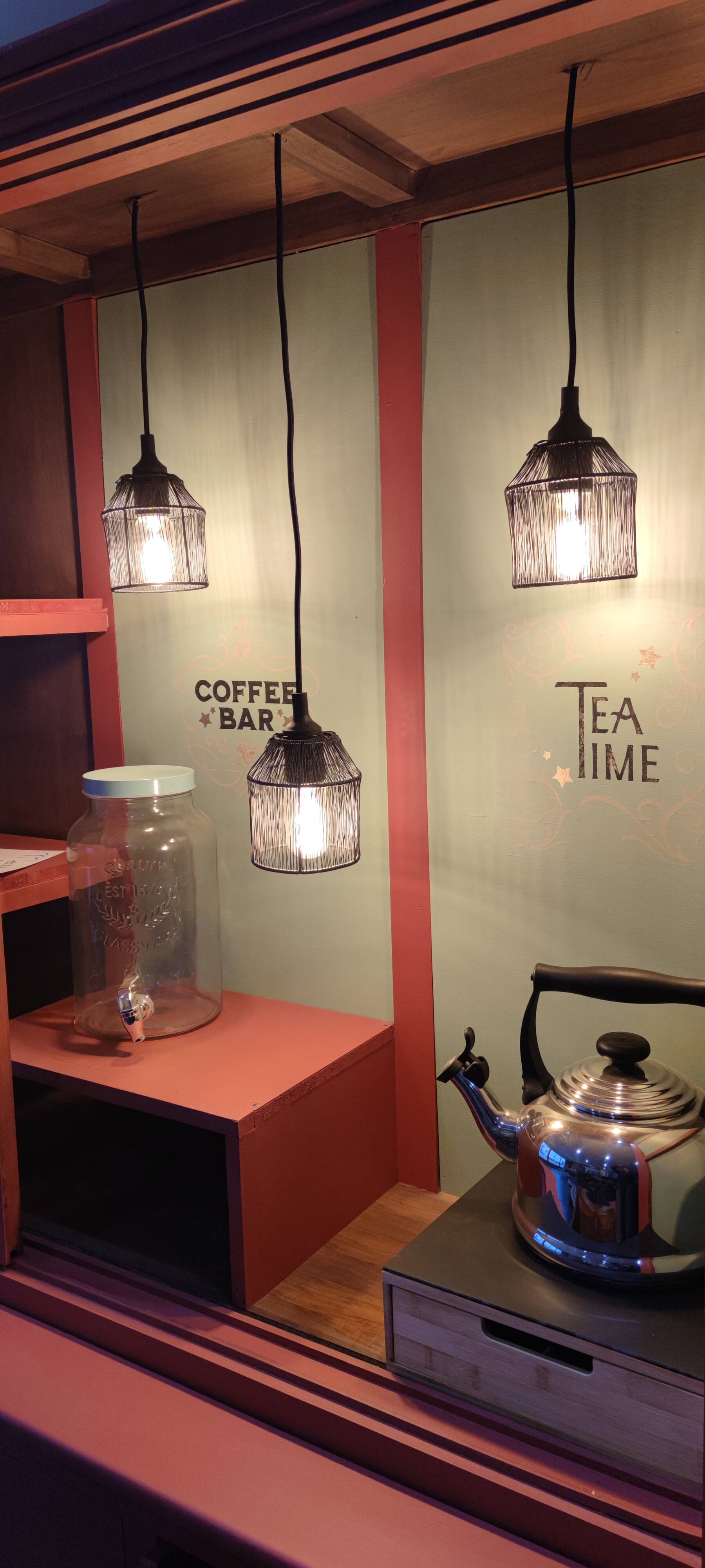 “Coffee corner” dresser