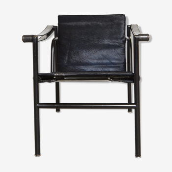 LC1 armchair by Le Corbusier, Perriand, & Jeanneret for Cassina