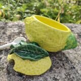 Lemon-shaped slip pot
