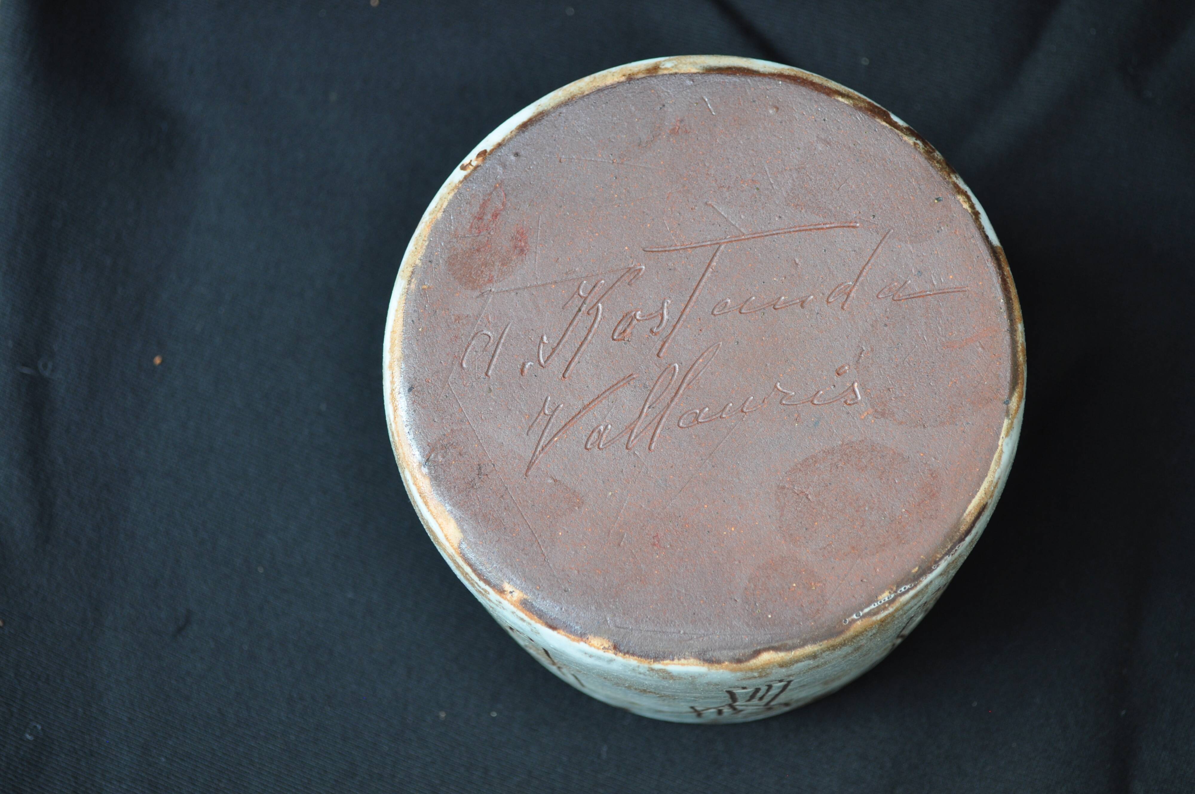 Art pottery lidd signed Kostanda A. Vallauris characters