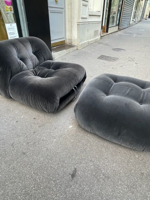 Fauteuil et ottoman modèle Soriana de Tobia Scarpa édition Cassina