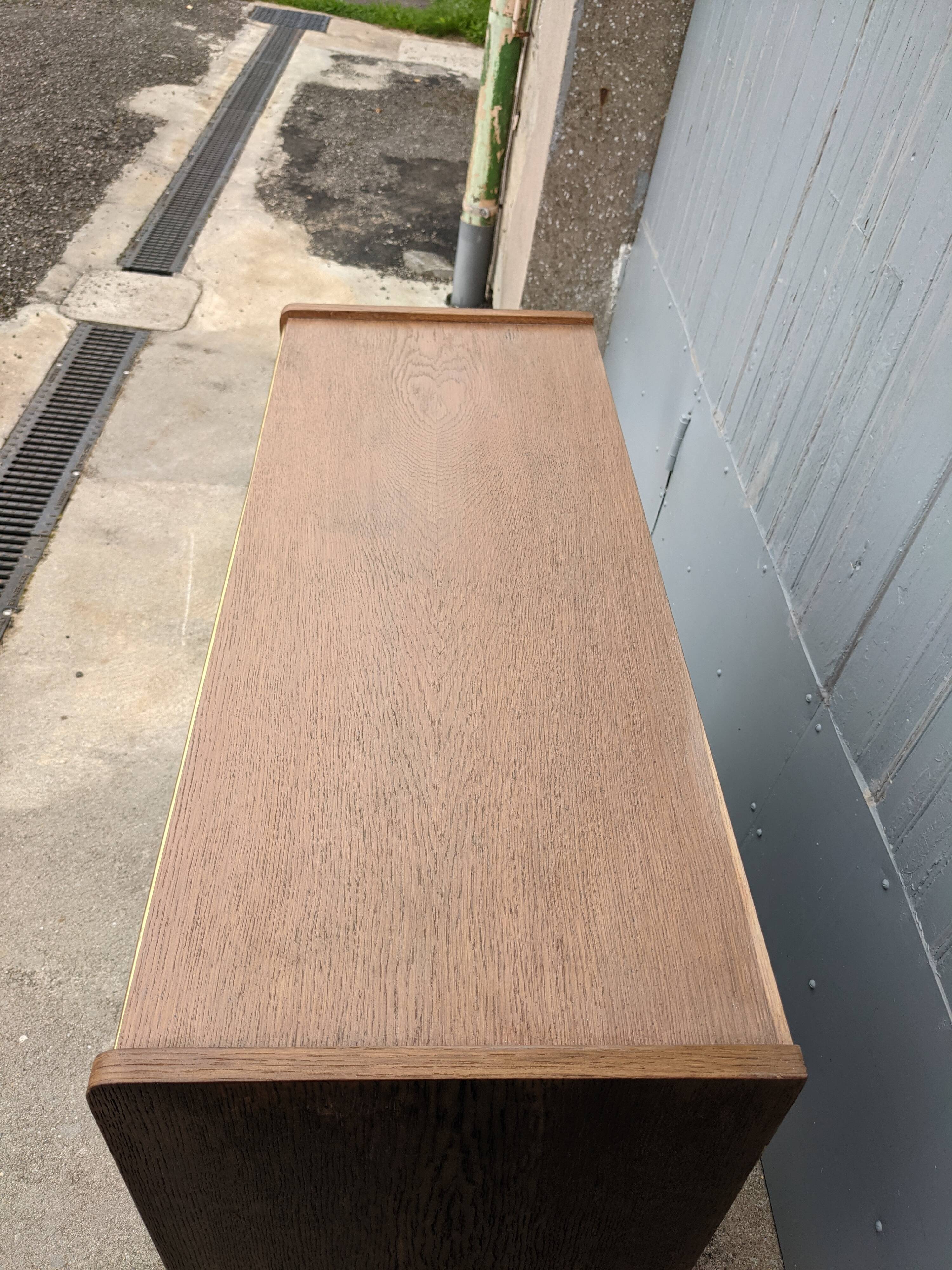 Low sideboard sliding doors