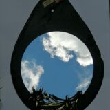 Miroir sur ardoise taillée main
