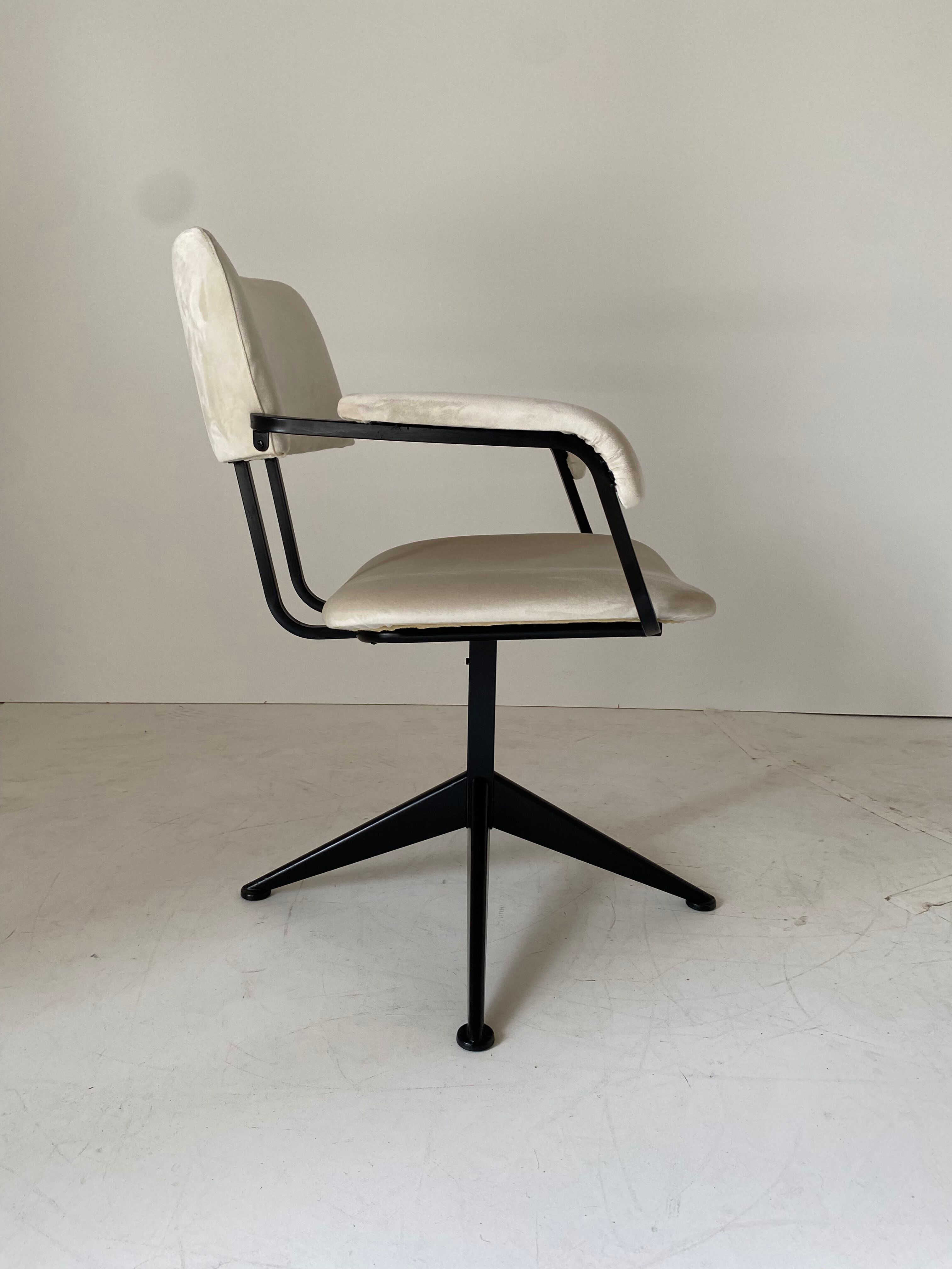 1960s vintage swivel velvet desk chair