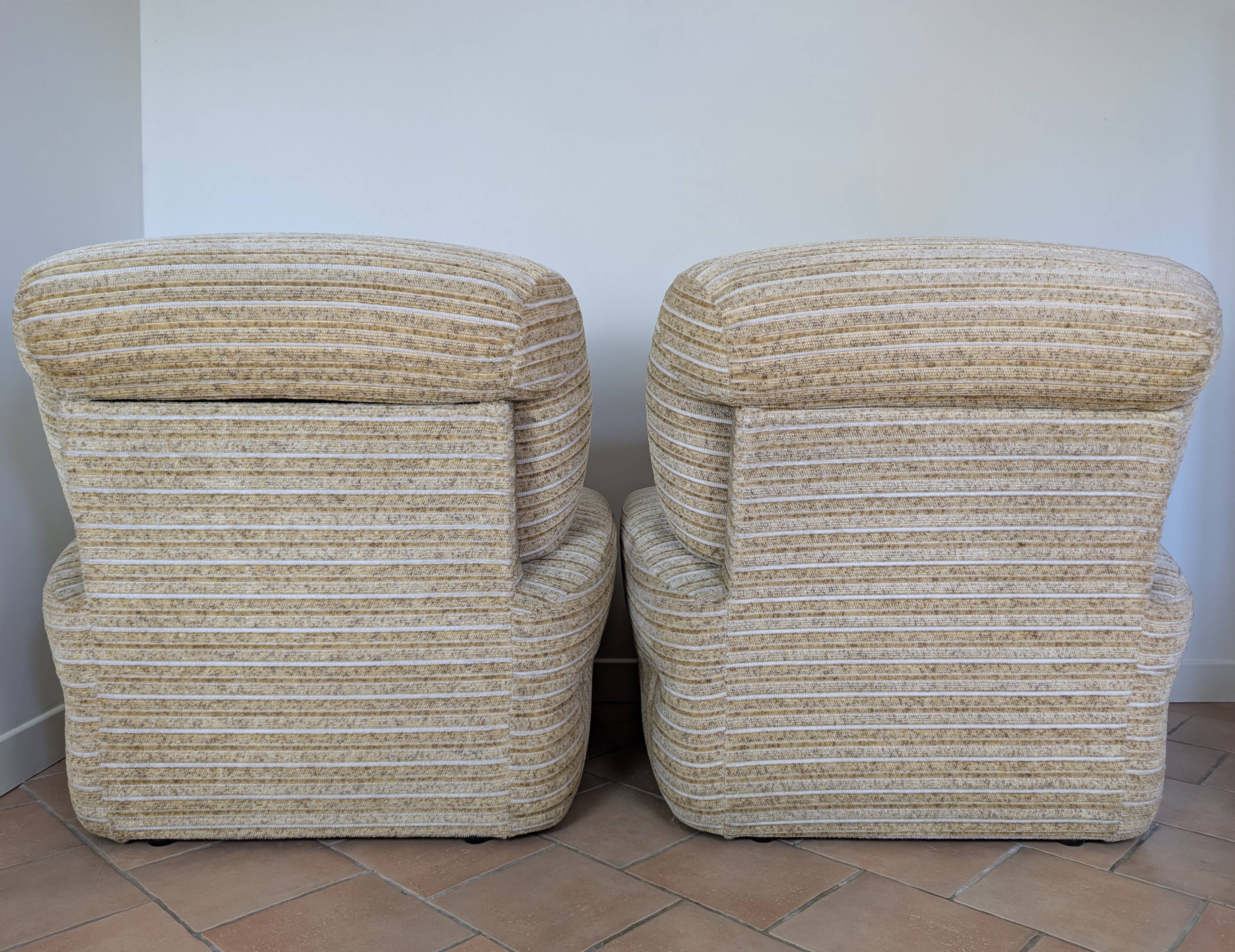 Pair of Italian armchairs from the 1970s.