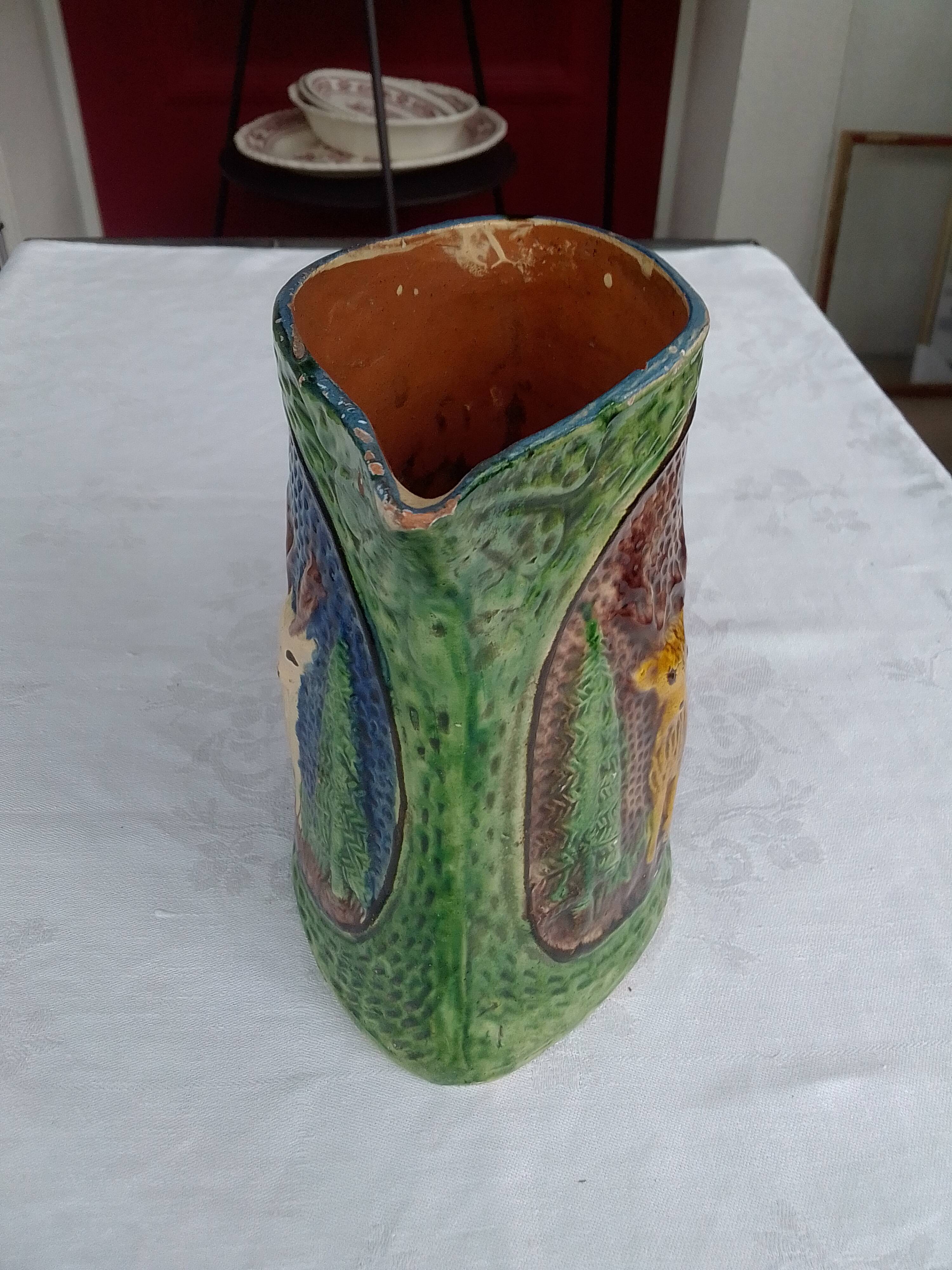 Pitcher slurry decoration deer