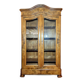 Library with gendarme's hat Louis Philippe era in blond walnut around 1830