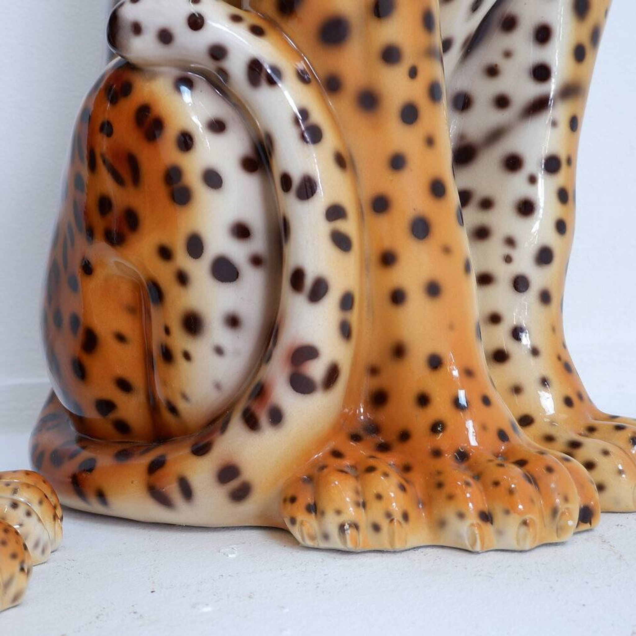 Couple of vintage ceramic leopards sculptures - Italy circa 1980s