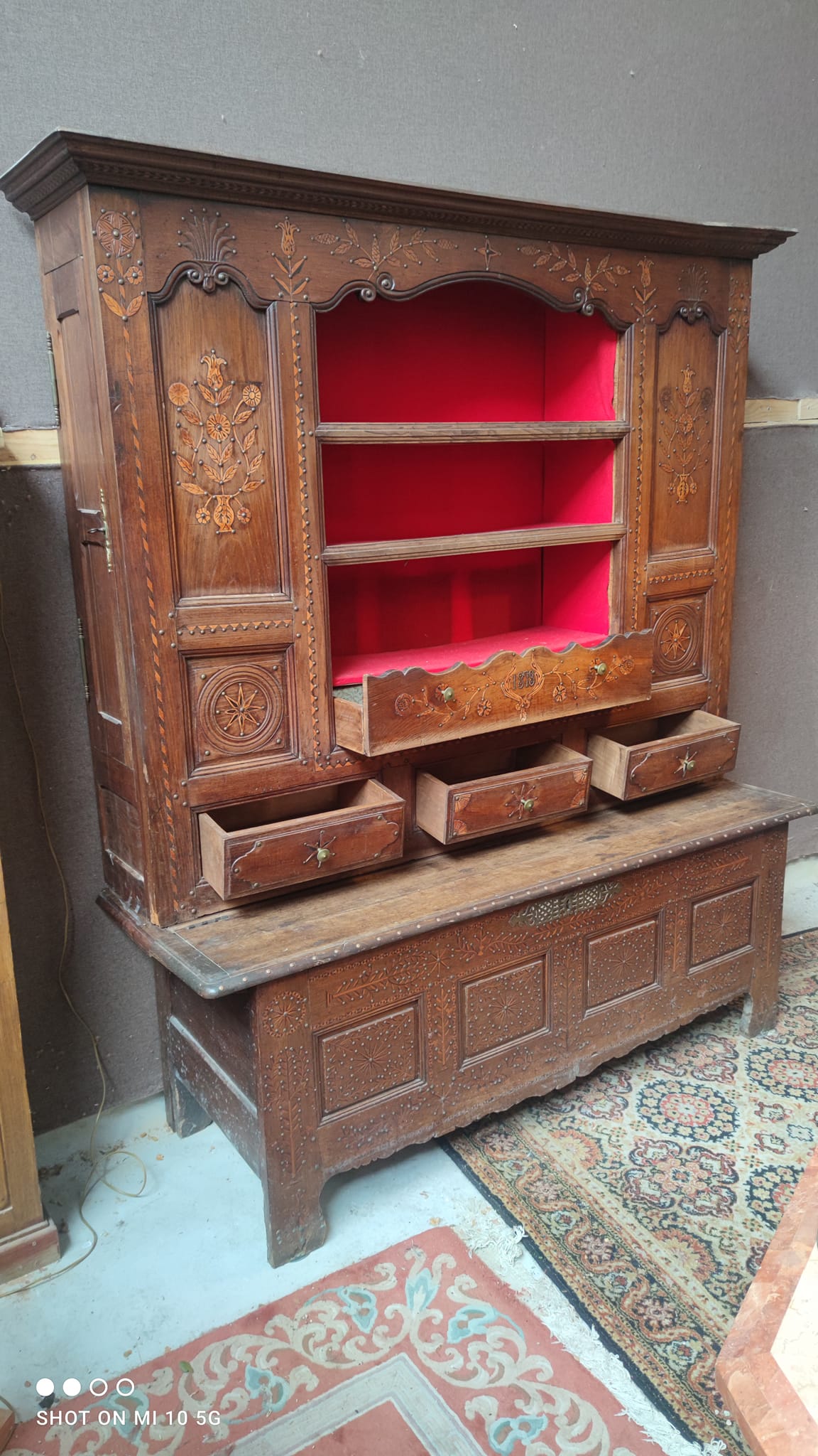Two-part Breton chestnut cabinet dating from 1878