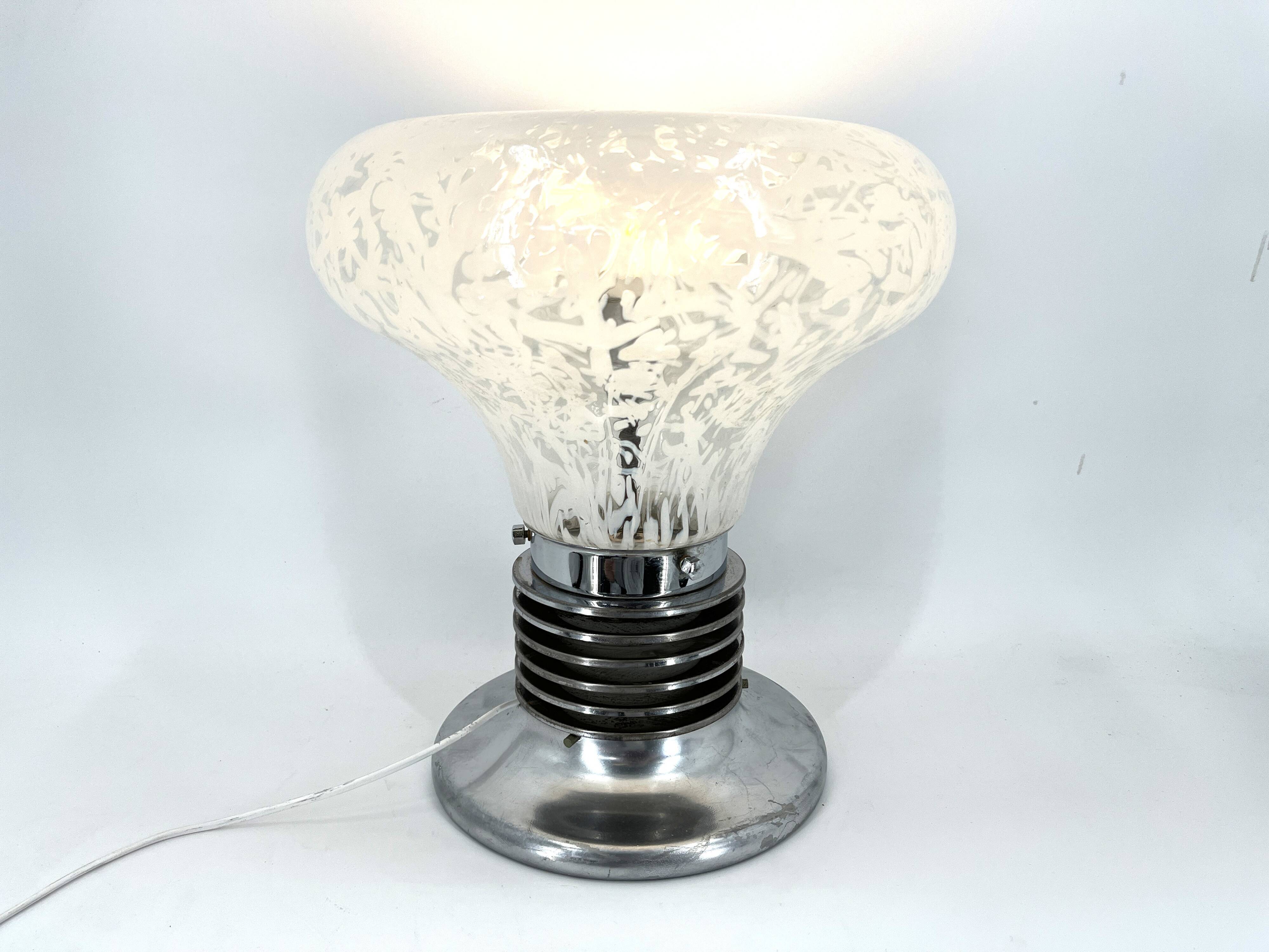 Lampe de table vintage « ampoule » par Mazzega, années 1970