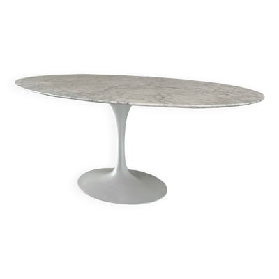 Originele Knoll Tulip ovale eettafel 198x121 Eero Saarinen Arabescato Mat