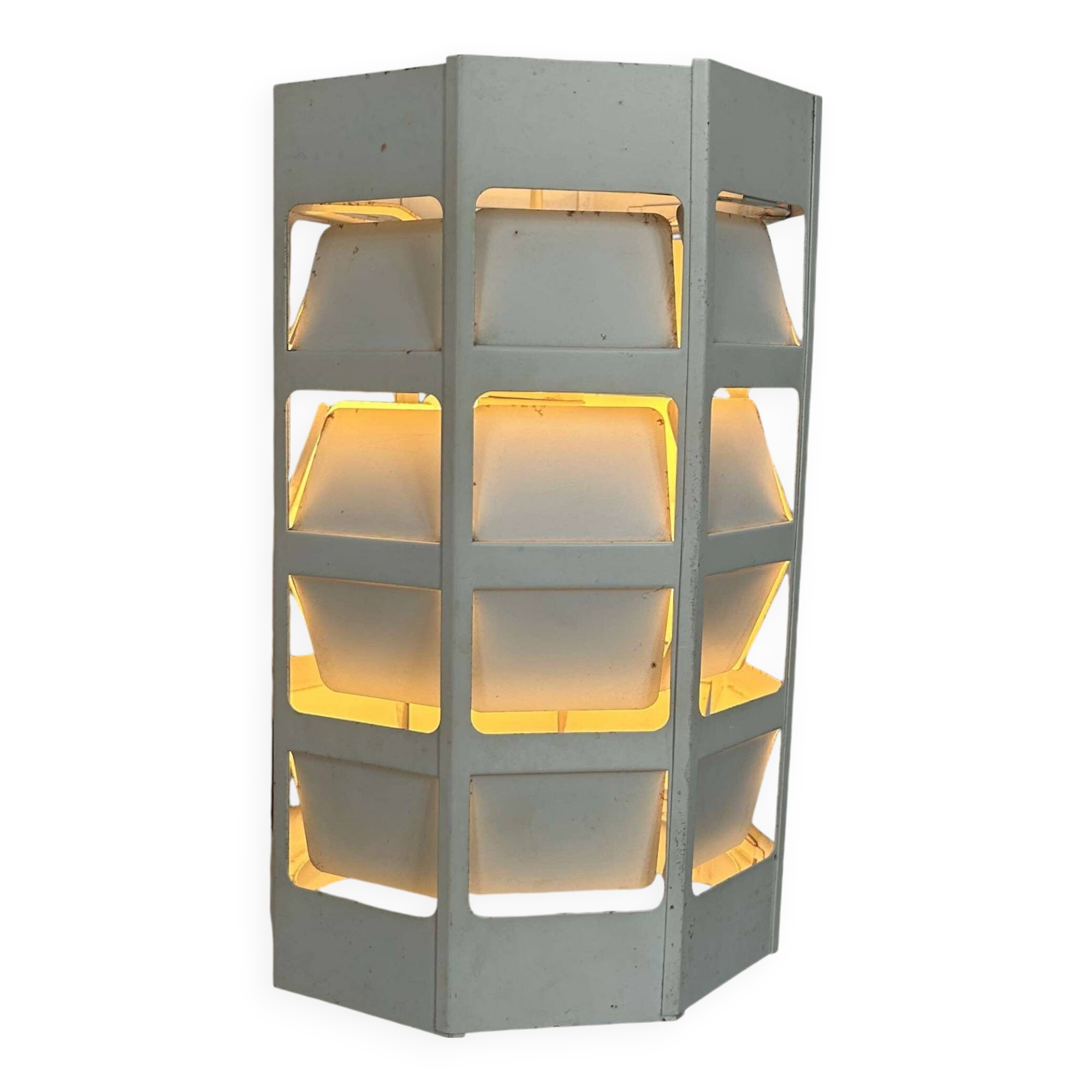 Vintage pendant light by Poul Gernes, matt white lacquered metal, by Poulsen Denmark 1960.