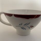 4 coffee cups old Moulin des Loups, France