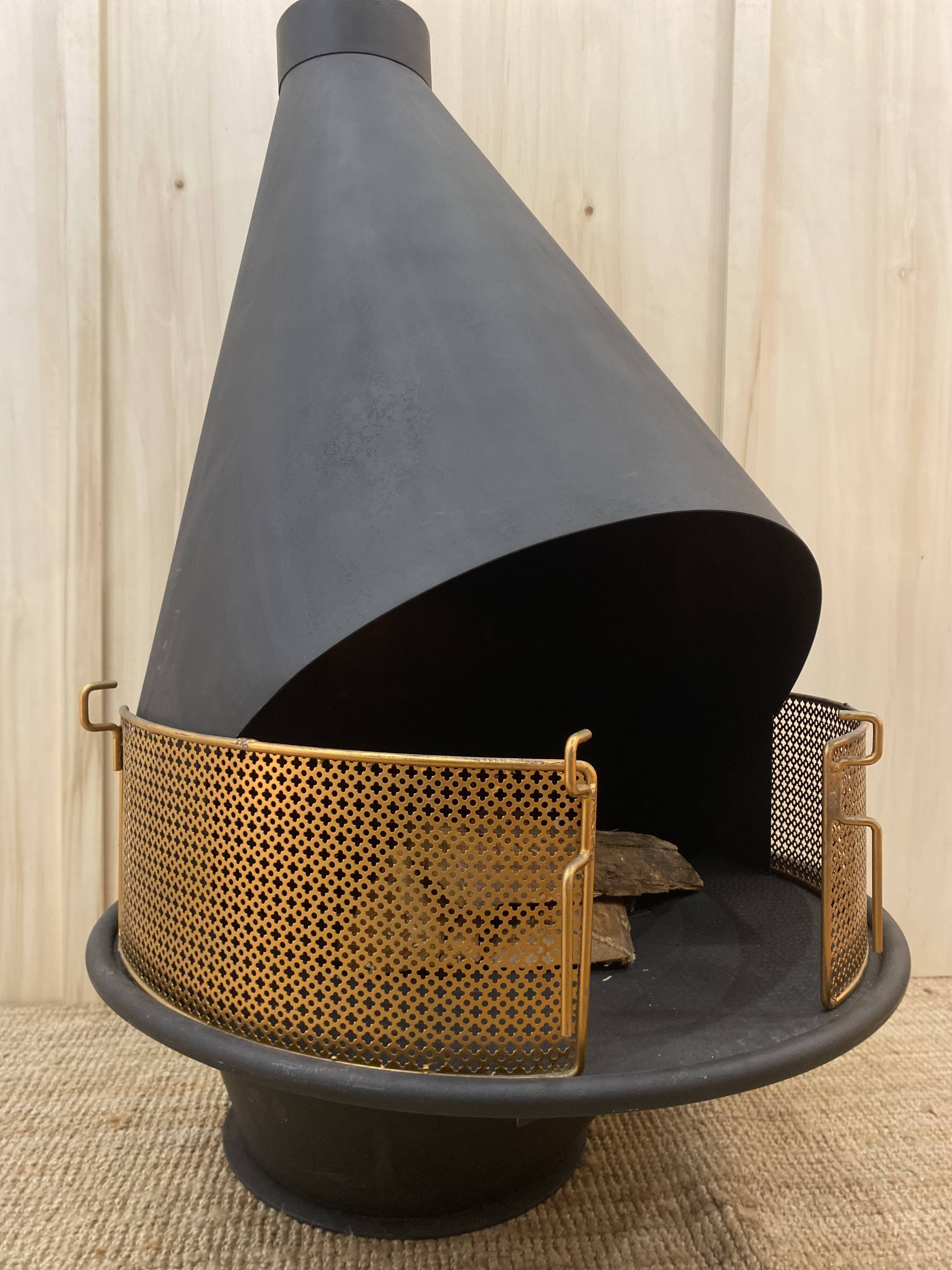 Open fireplace - 1970s