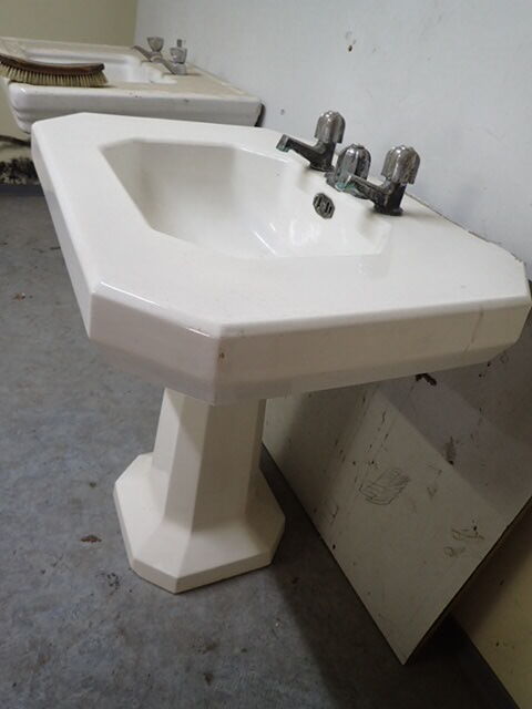 Washbasin 1950s