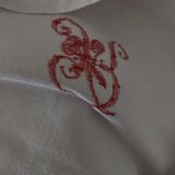 Drap ancien métis brodé monogramme rouge, 205x230 cm
