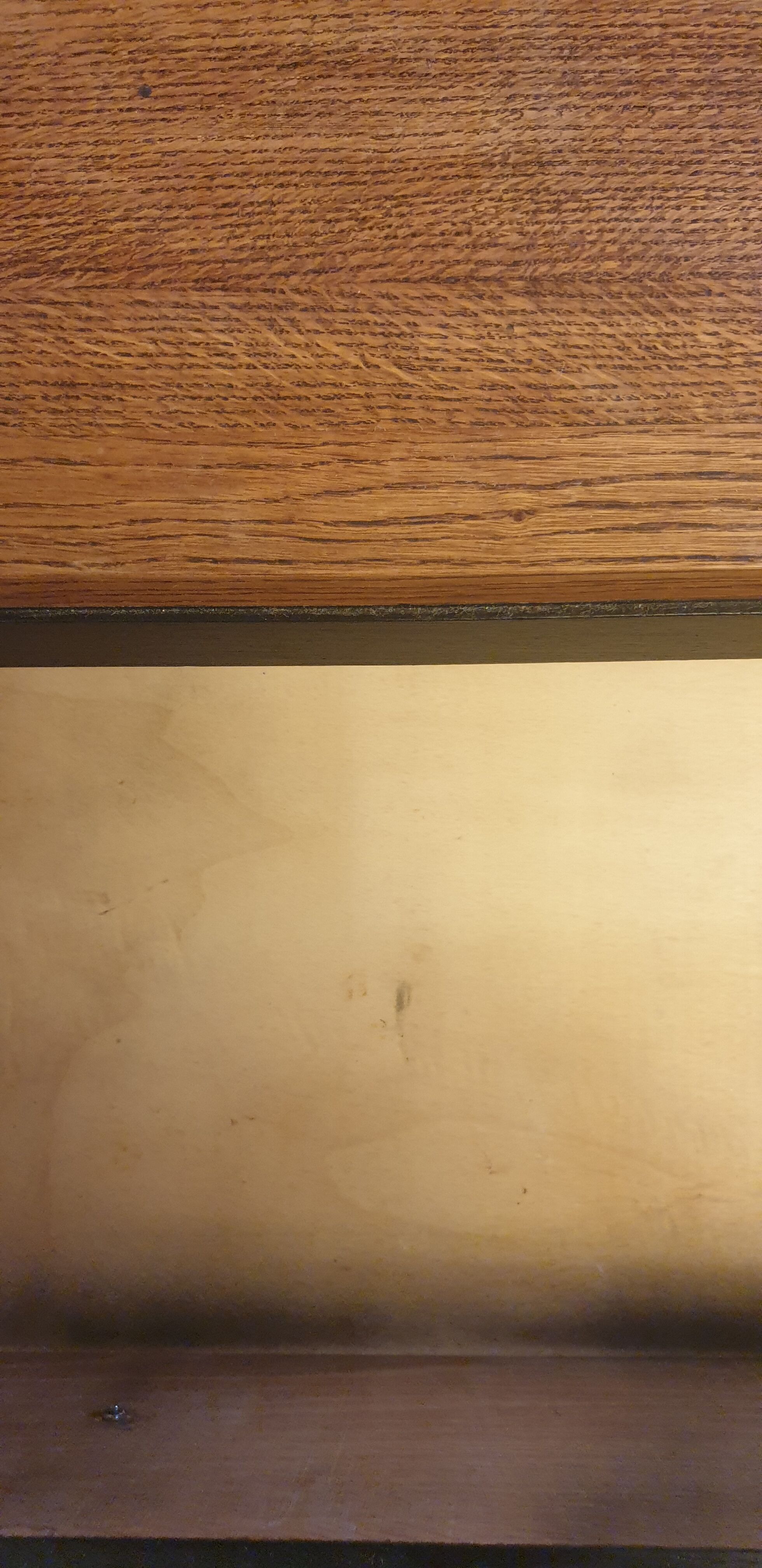 Solid wood chest of drawers