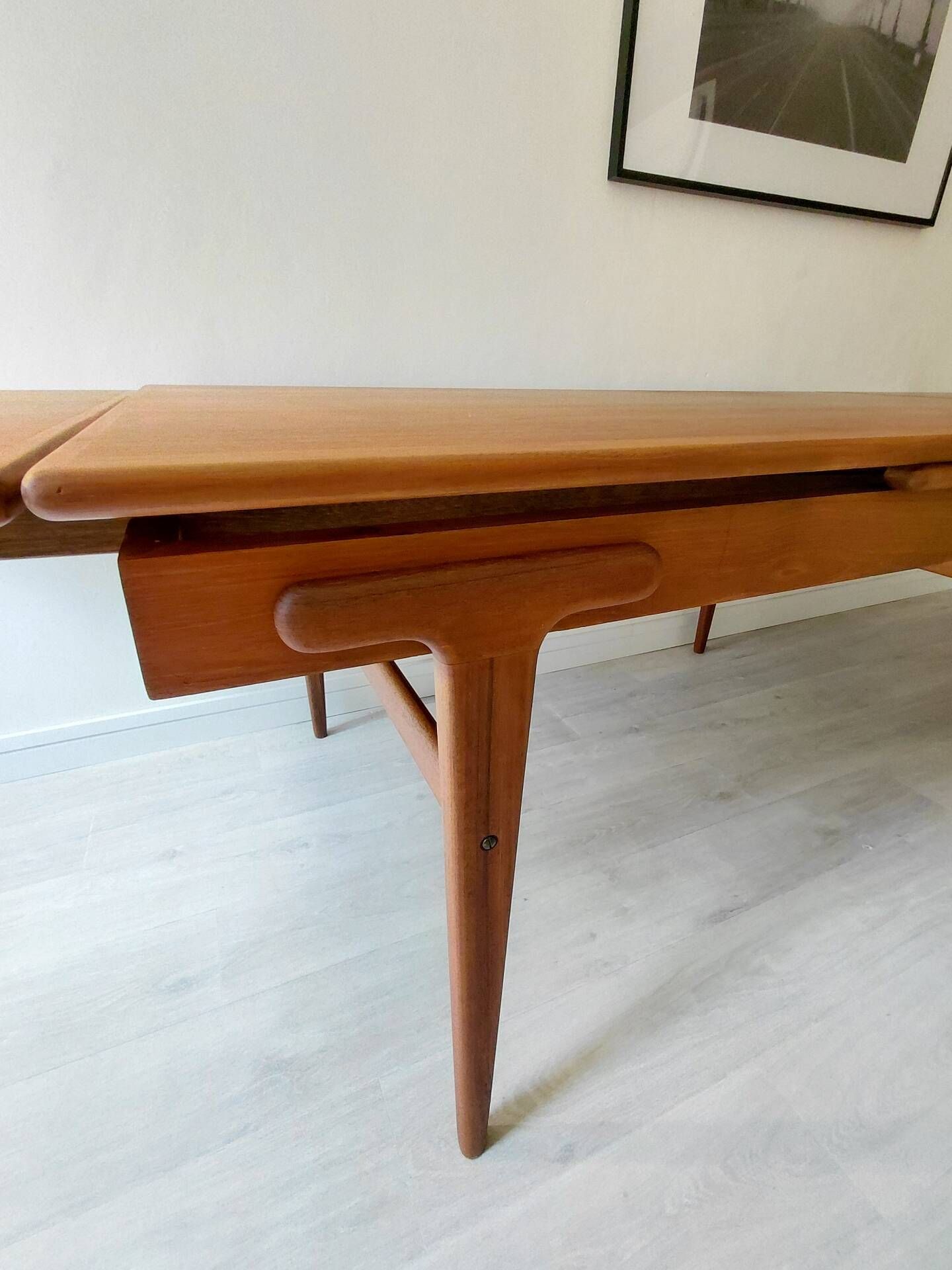 Danish dining table in teak model 83 – Gern Møbelfabrik, 1970s