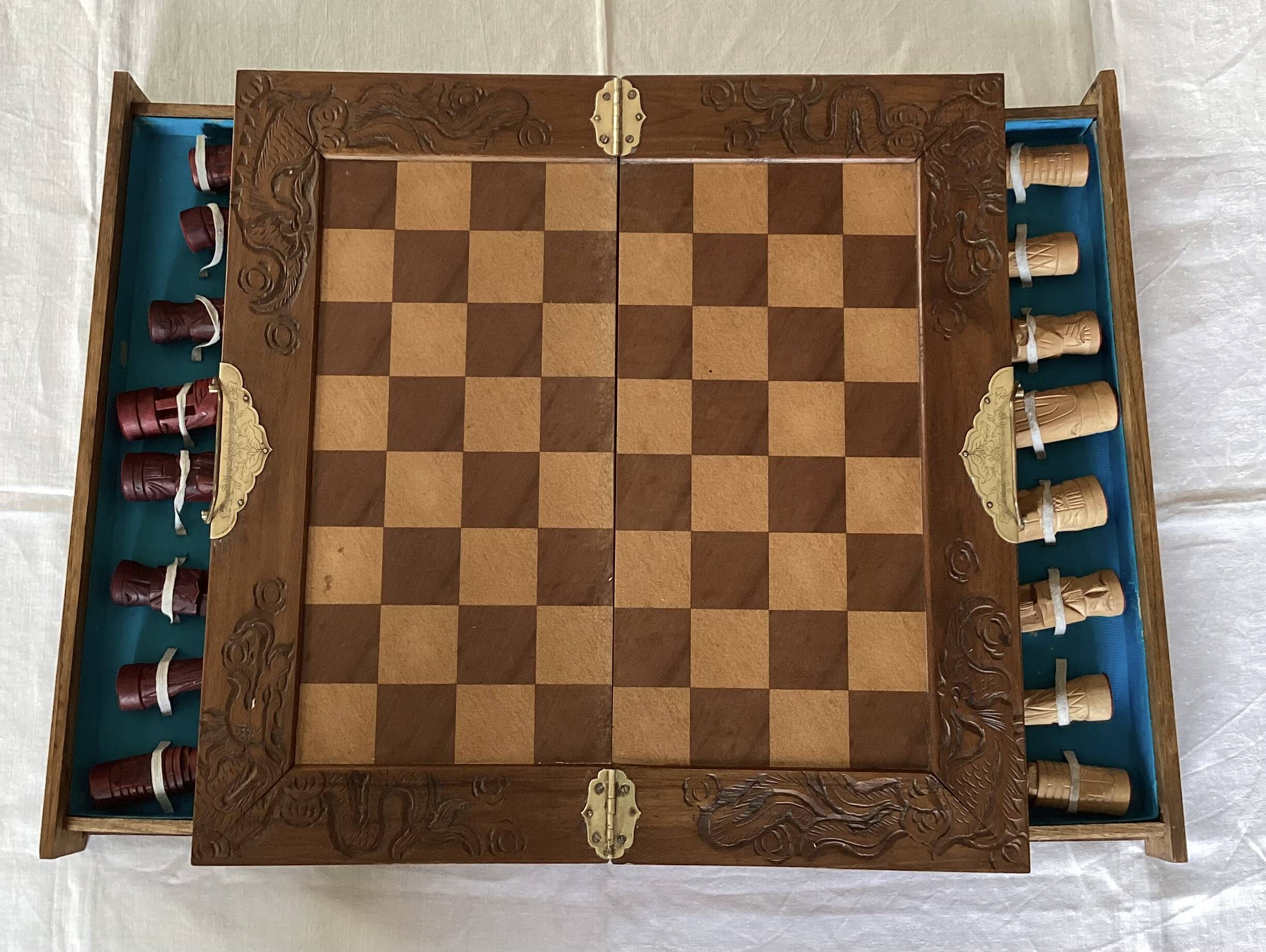 Wooden chess set from the 1960s, dimensions: length - 47.5 cm -