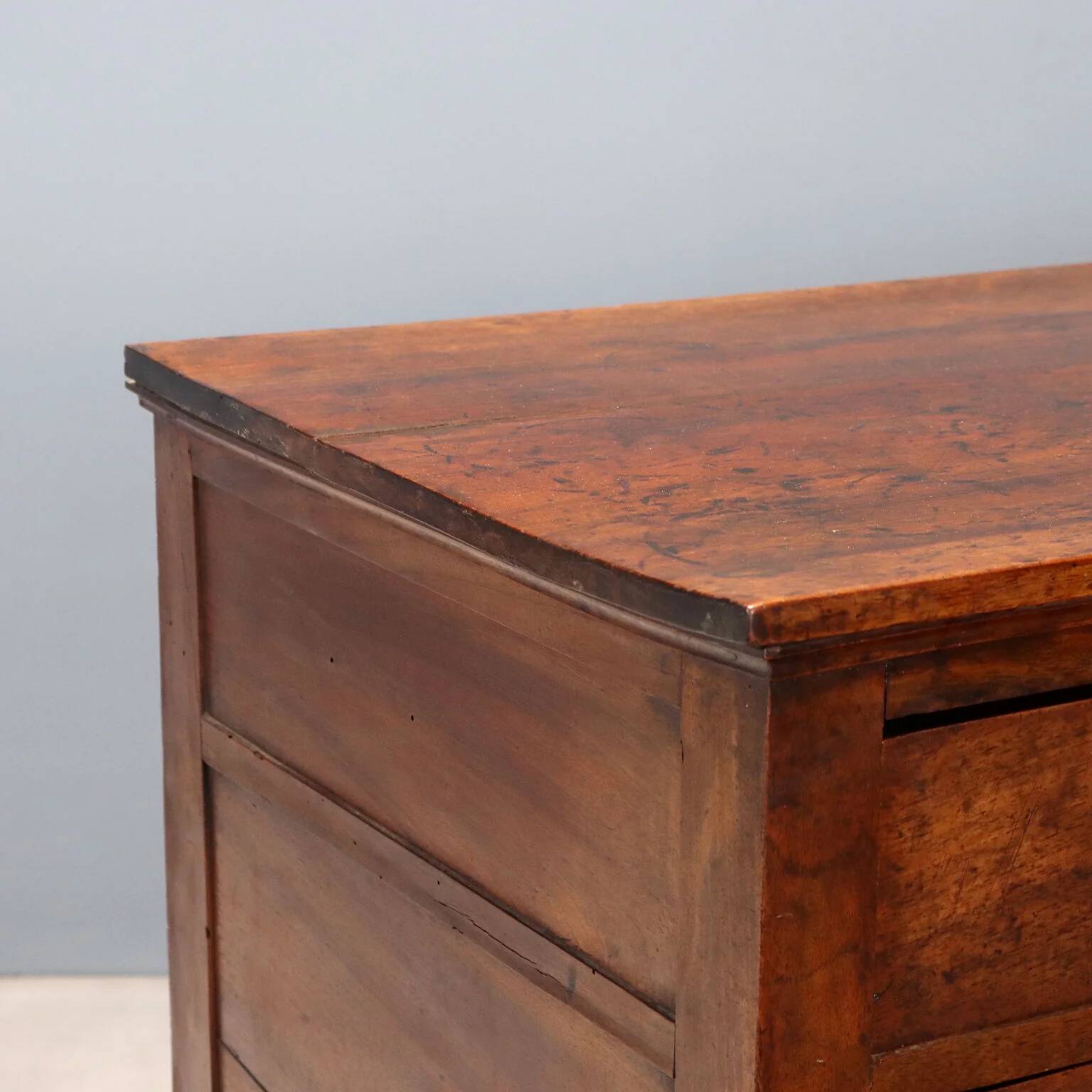 Commode Directoire ancienne en noyer 3 tiroirs XIXe siècle