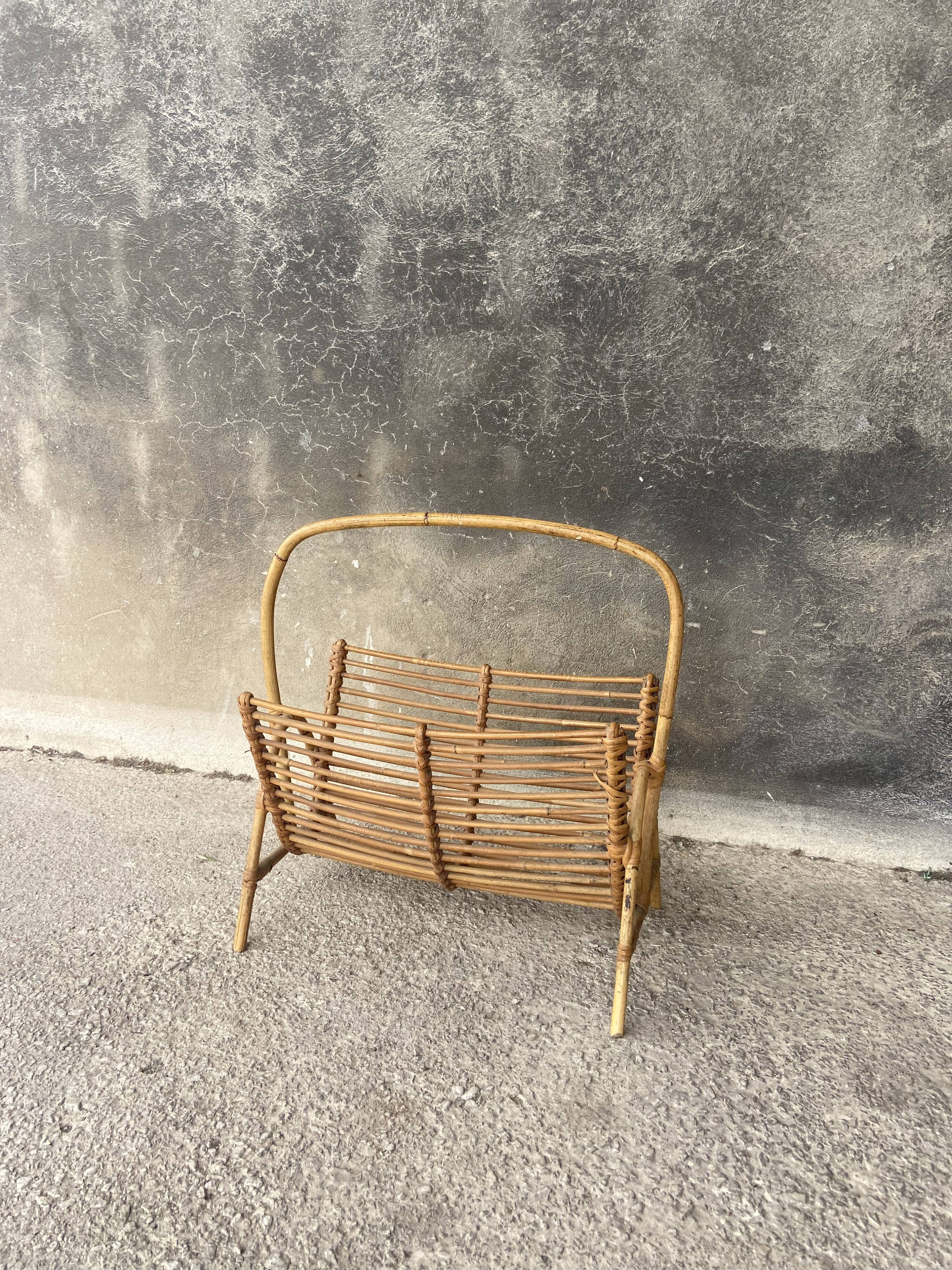Rattan magazine holder