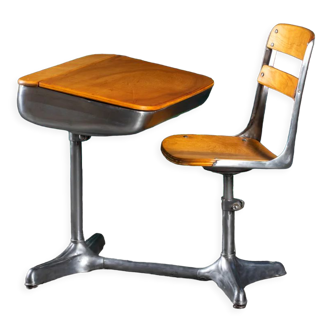 American Universal "Ten-Twenty" school desk, Seating Co.