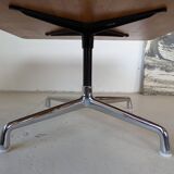 Design coffee table by Charles and Ray Eames for Herman Miller.