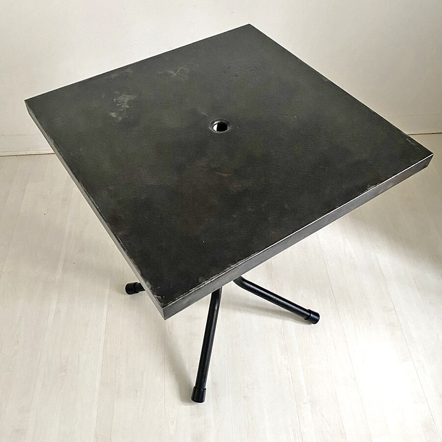 Table bistrot