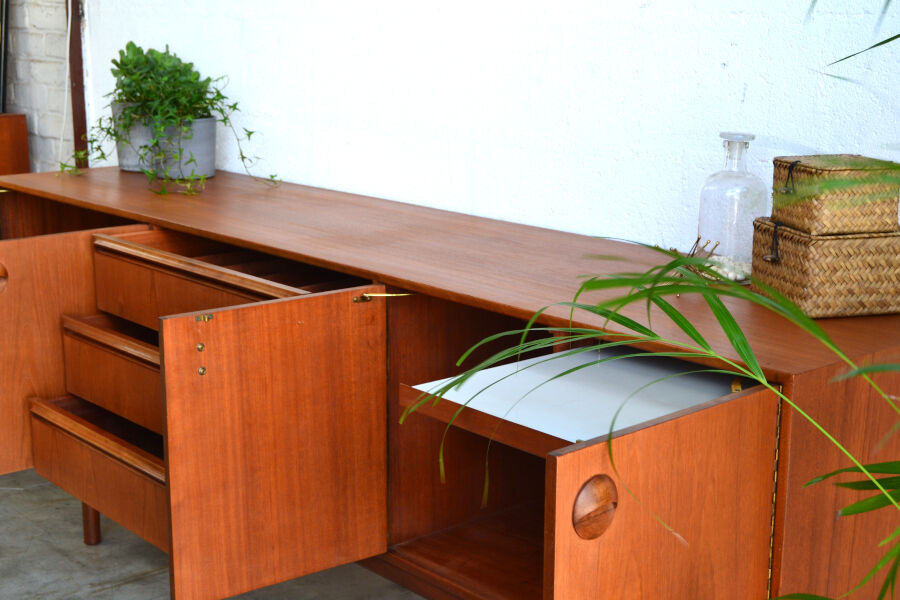 Enfilade by McIntosh in teak * 213cm