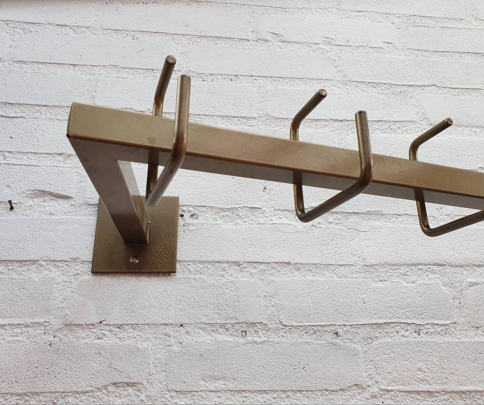 Bony 1980s metal wall coat rack