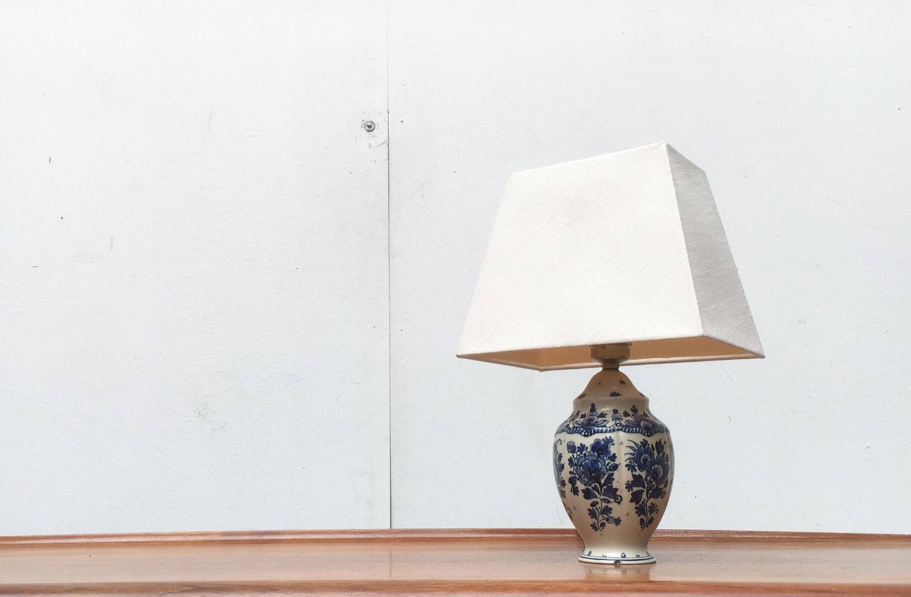 Vintage Dutch Delft blue table lamp by Zenith, Gouda