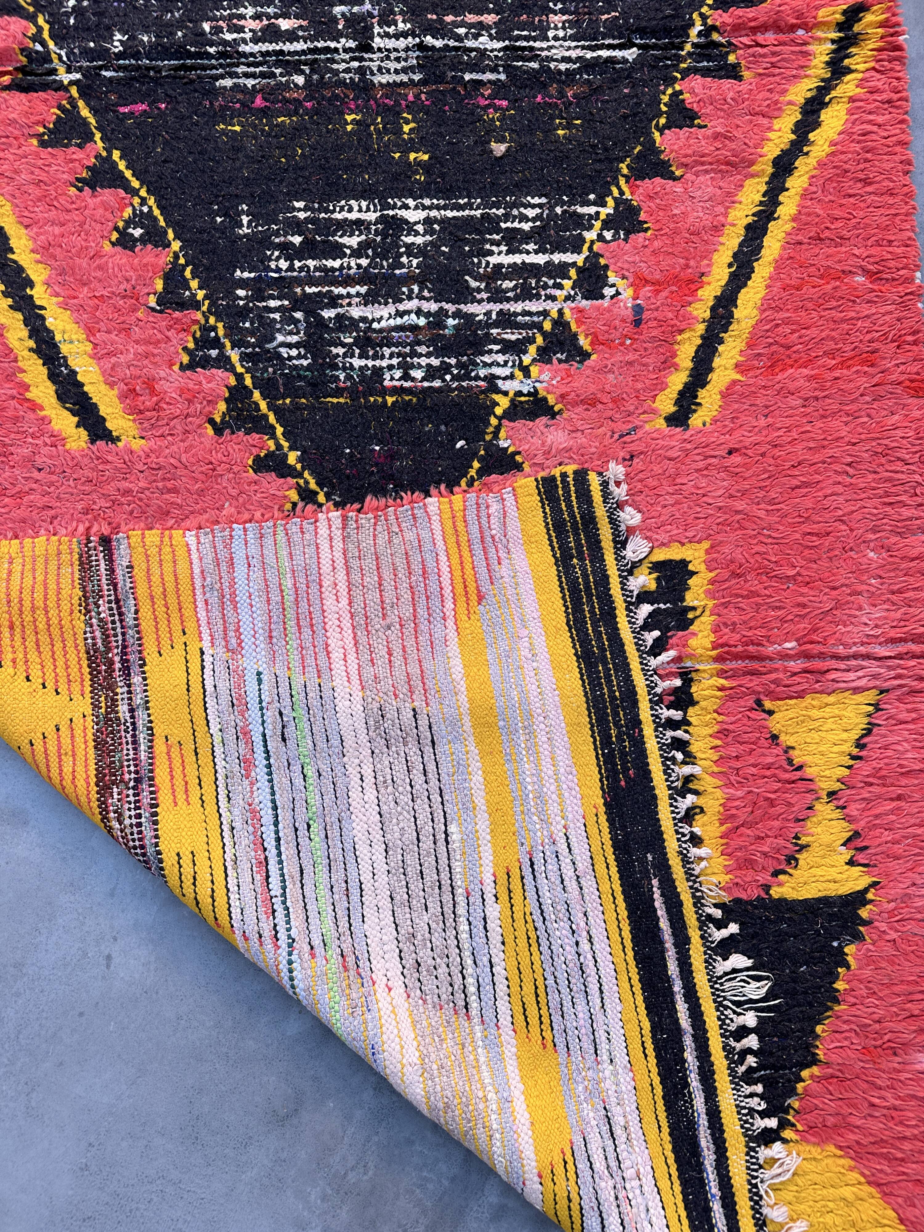 Moroccan Boujad rug pink - 107 x 267 cm