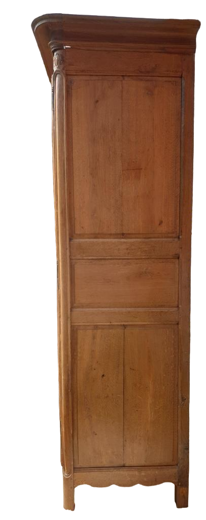 Wardrobe in oak XVIIIth