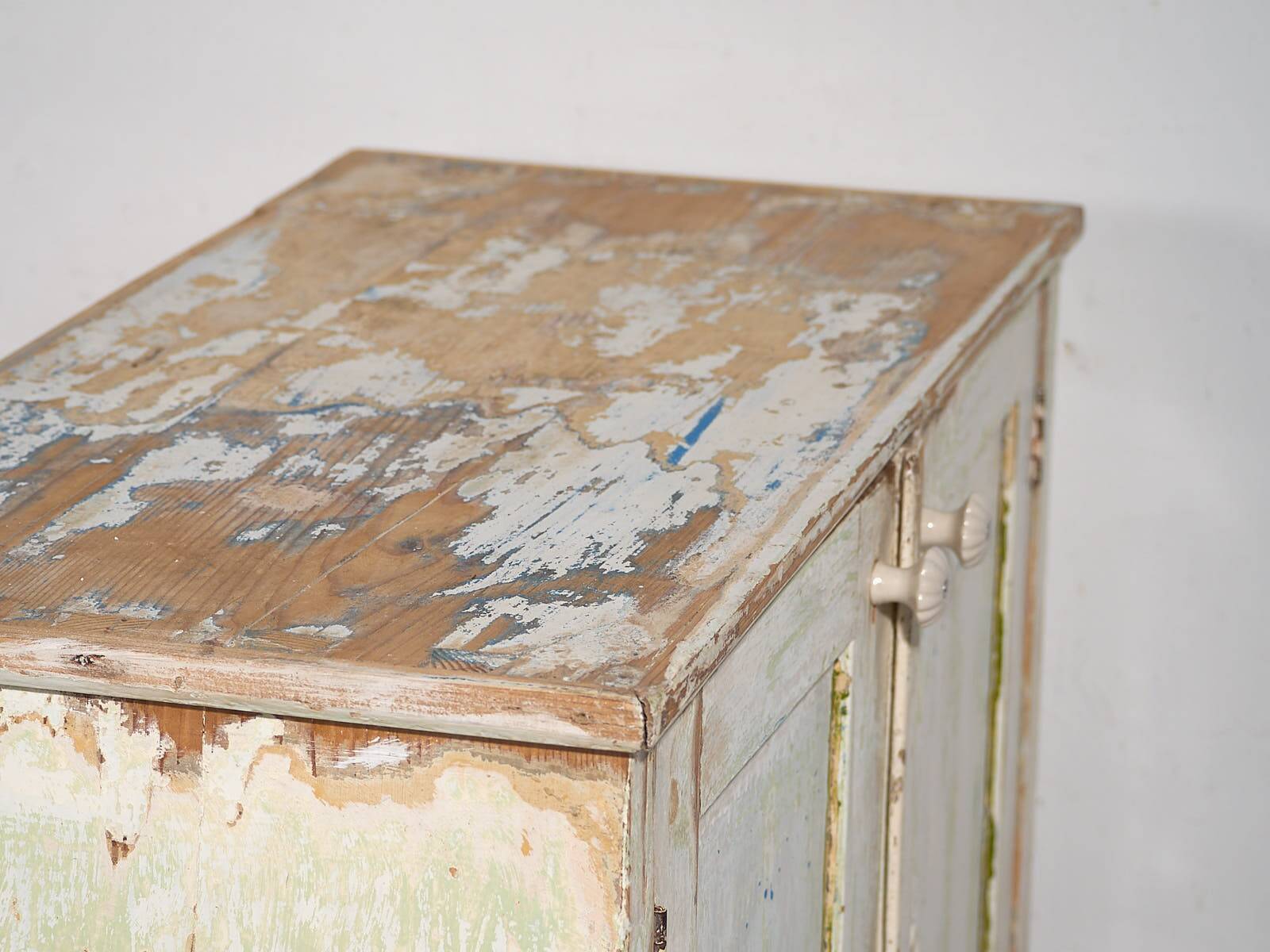 Antique low cabinet with white patina (c.1920) #42